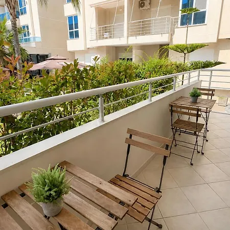 Apartman In With Pool 40m From *