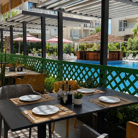 In With Pool 40m From * Vlora